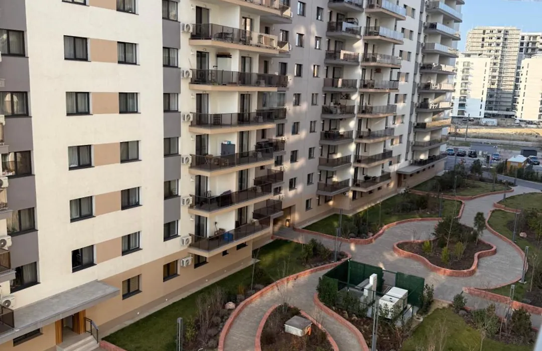The Green Pine Studio Hils Brauner - Free Parking - Close To Subway-1