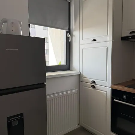 The Green Pine Studio Hils Brauner - Free Parking - Close To Subway-2